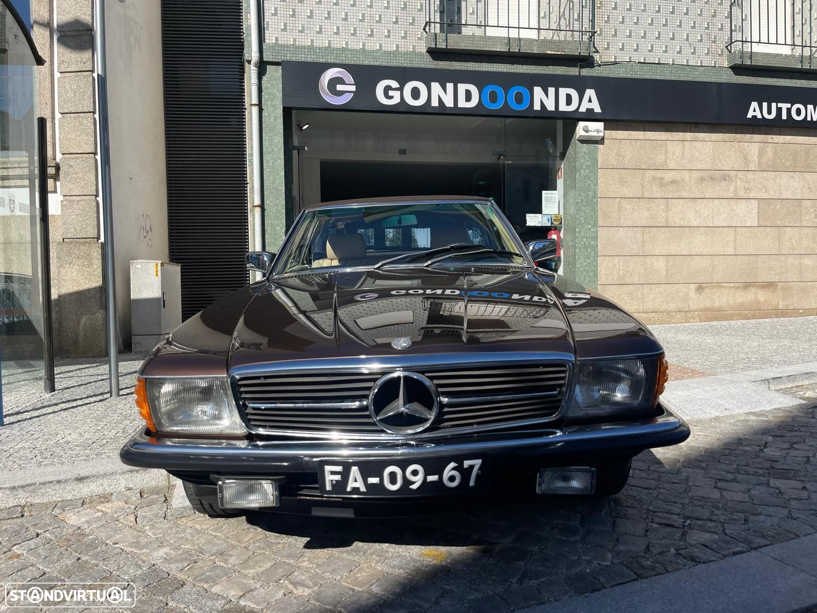 Mercedes-Benz SL 280 - 20