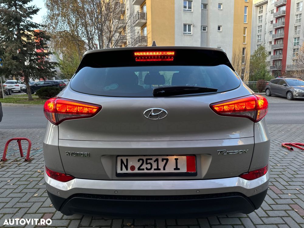 Hyundai Tucson blue 1.7 CRDi 2WD DCT Style - 11