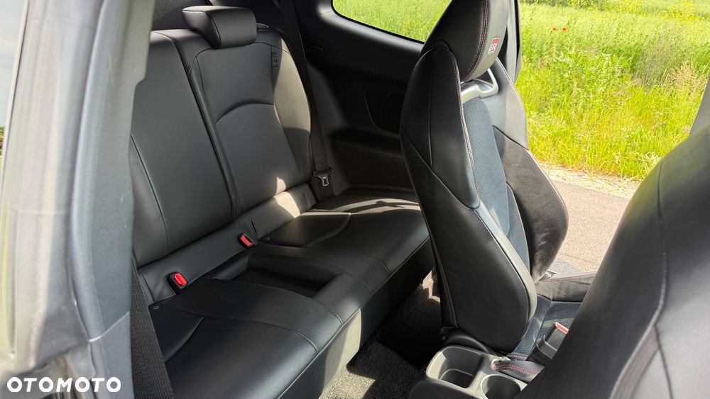 Toyota GR Yaris 1.6 Dynamic - 10