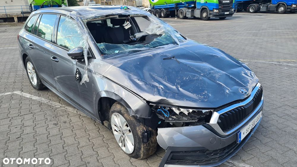 Skoda Octavia 2.0 TDI Ambition DSG - 3