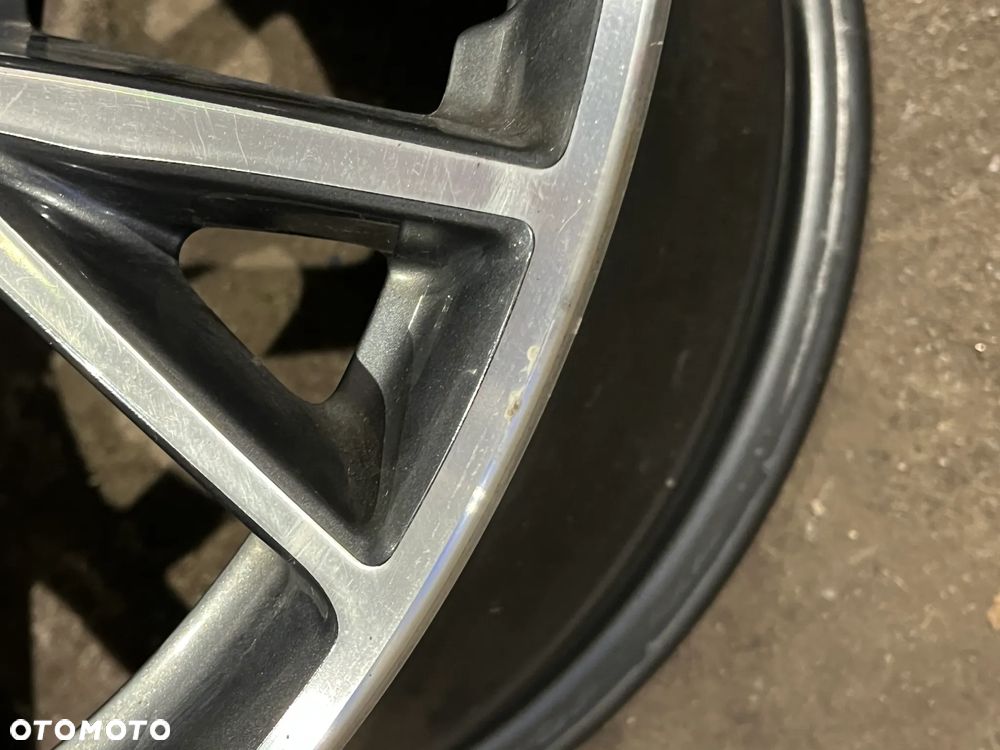Felga BMW Seria 1 2 5x112 7J x 17 ET 47 7849122 1szt. - 3
