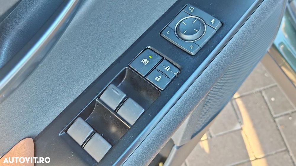 Lexus UX 300e Luxury Line - 24