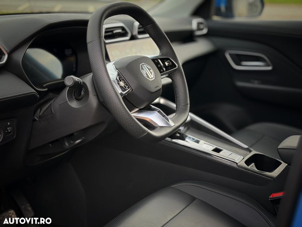 MG ZS HEV Hybrid+ Luxury - 20