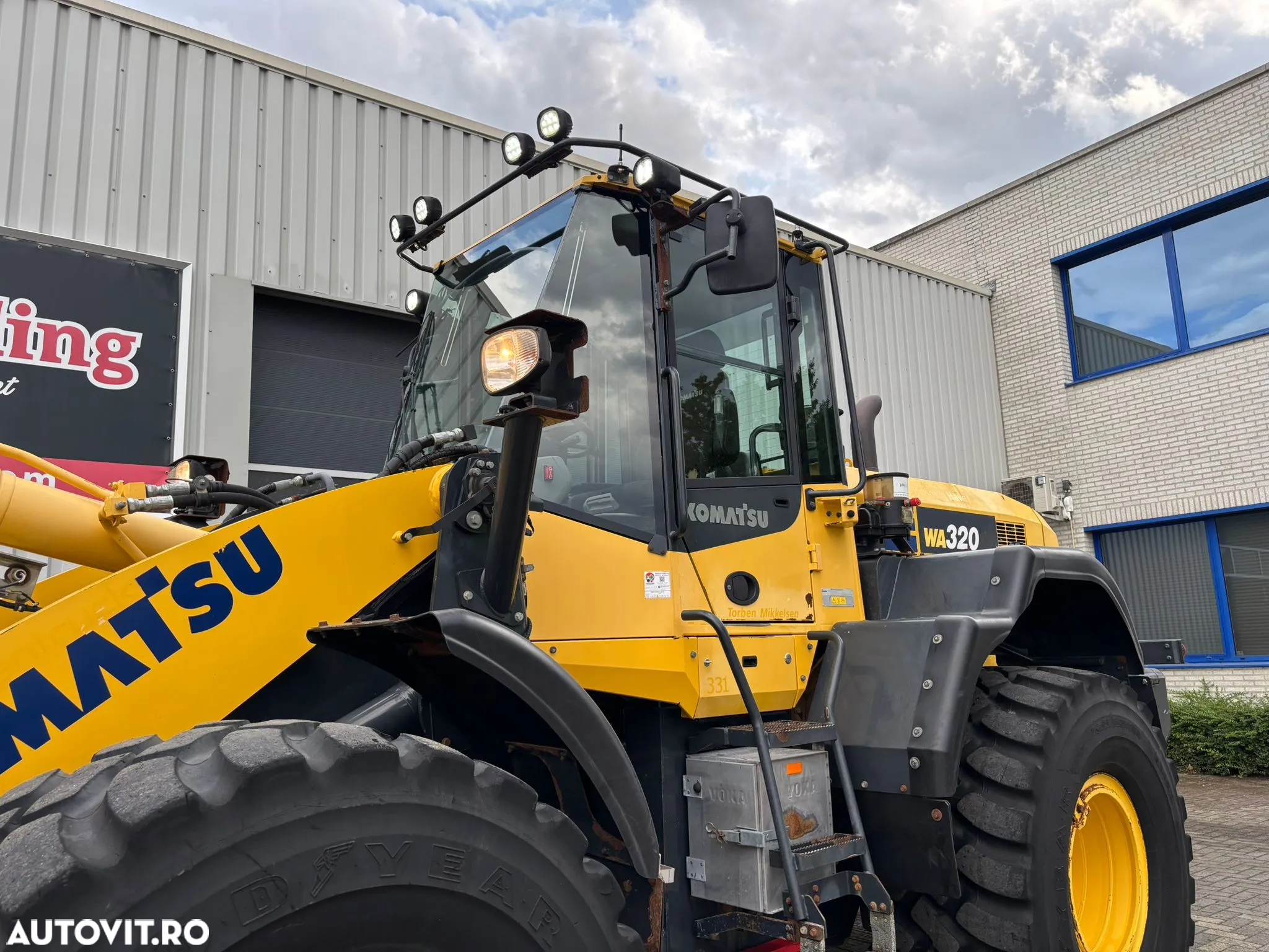 Komatsu WA320-7 Incarcator frontal vola wola compact buldo - 4