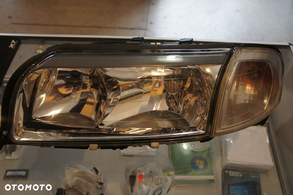 Reflektor Volvo S80 Lampa Przód Lewa 98-06  Kraków
