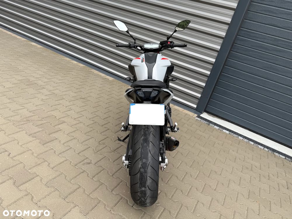 Yamaha MT - 7