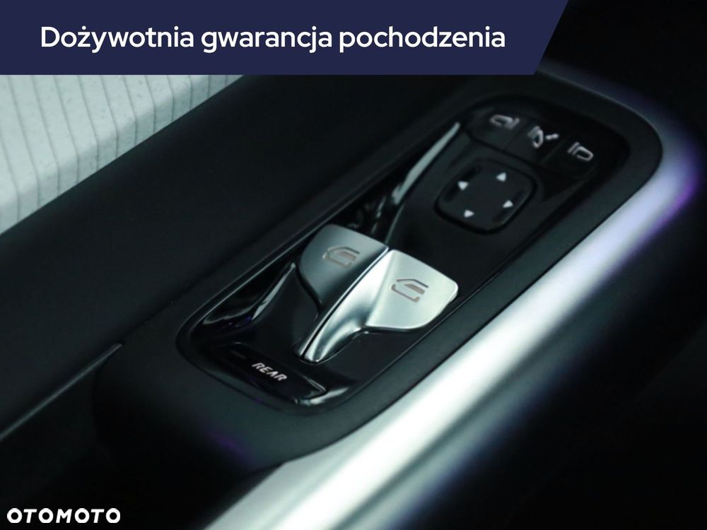 Mercedes-Benz CLA - 17
