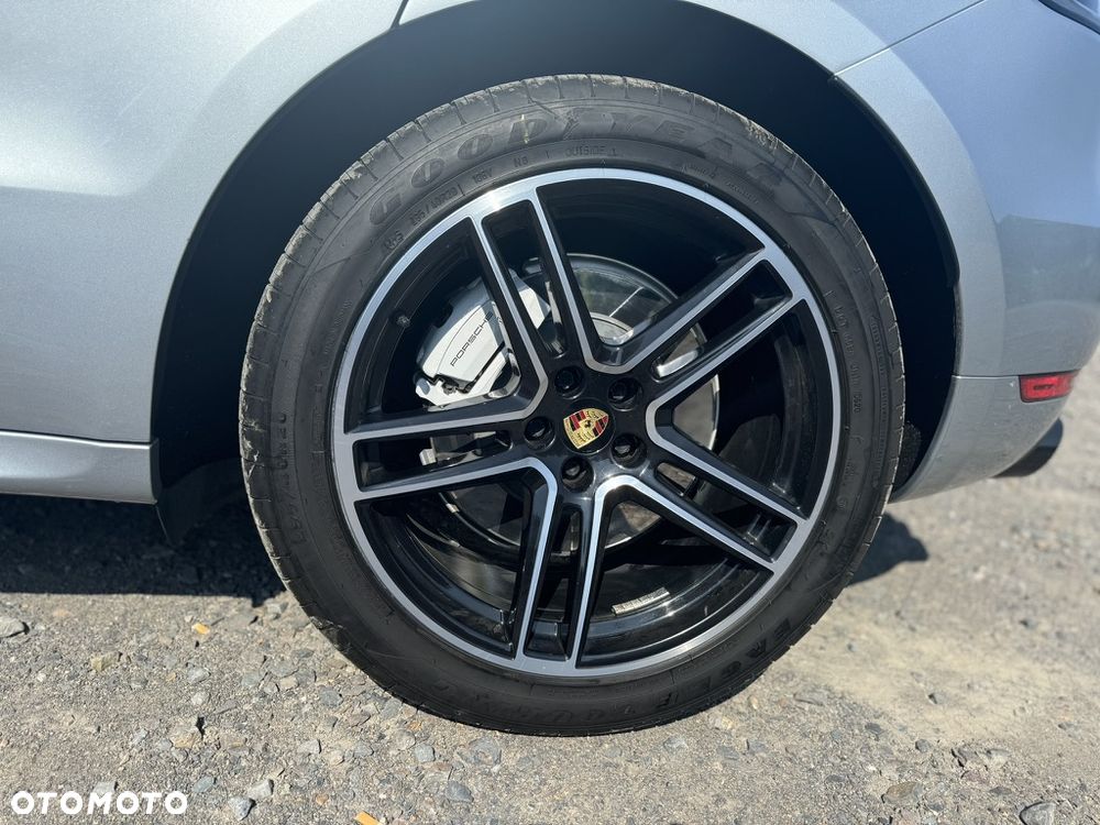 Porsche Macan Turbo PDK - 13