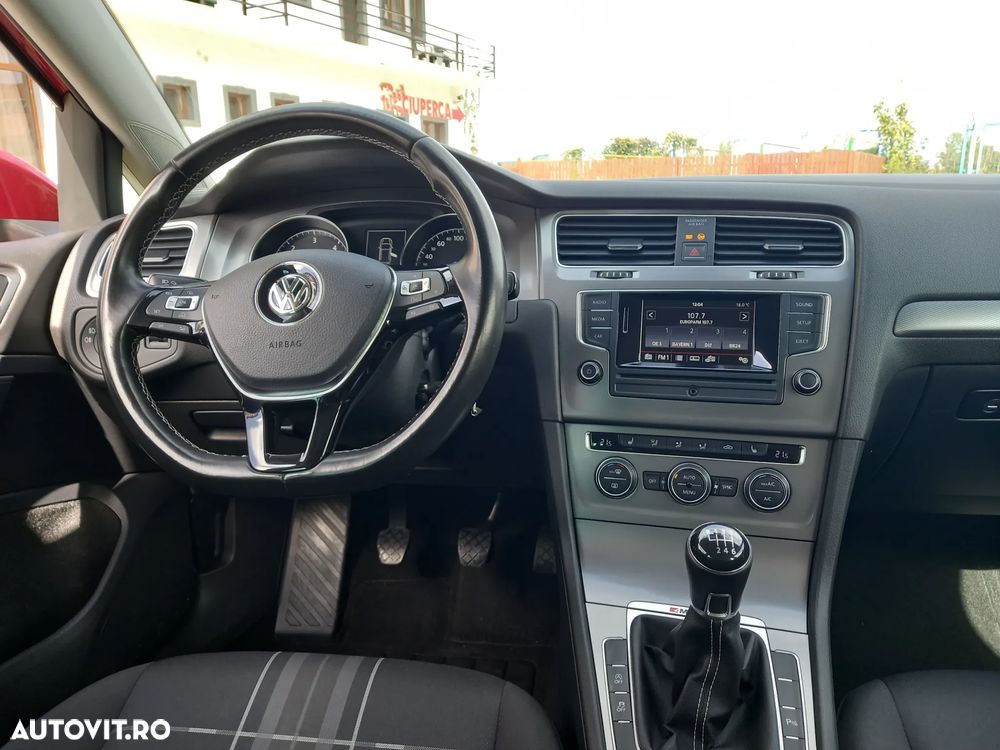 Volkswagen Golf 2.0 TDI 4Motion BlueMotion Technology Lounge - 5