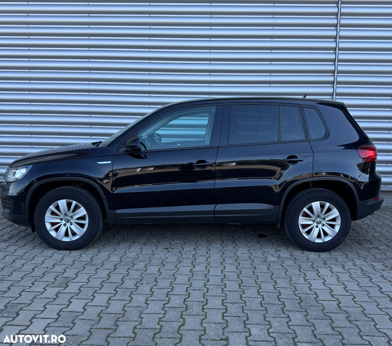 Volkswagen Tiguan - 4