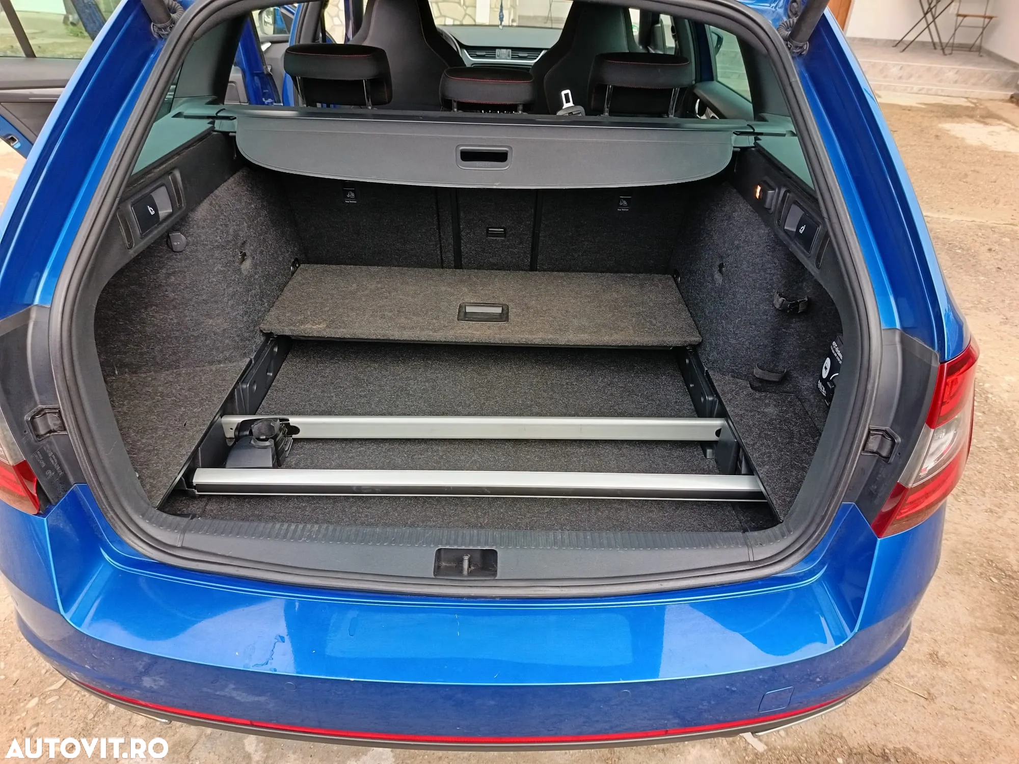Skoda Octavia Combi Diesel 2.0 TDI RS - 14