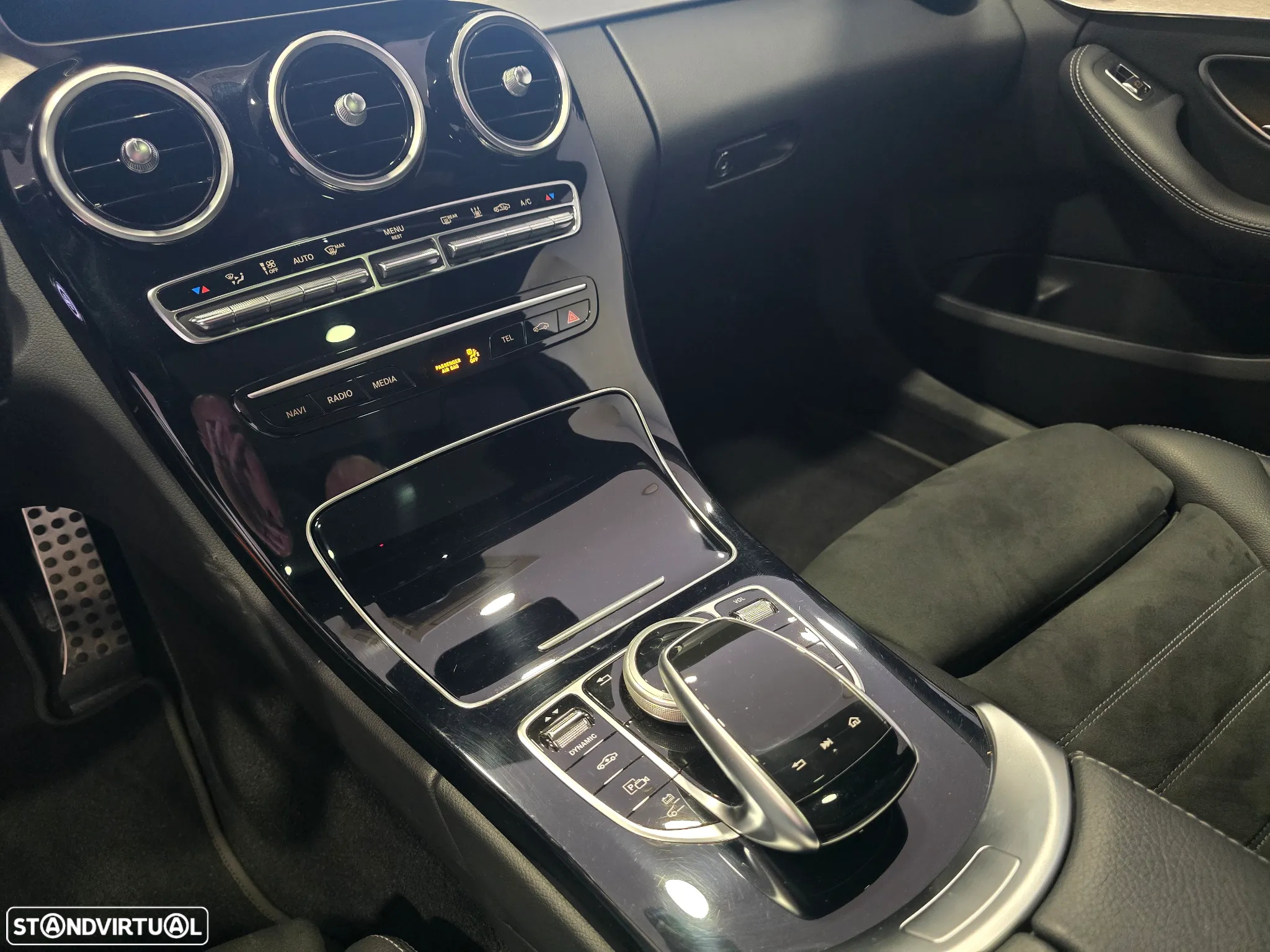 Mercedes-Benz C 300 de AMG Line - 28