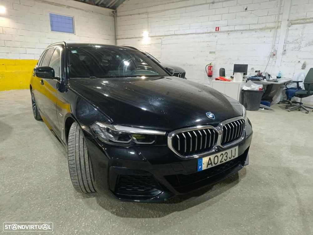 BMW 530 e - 4