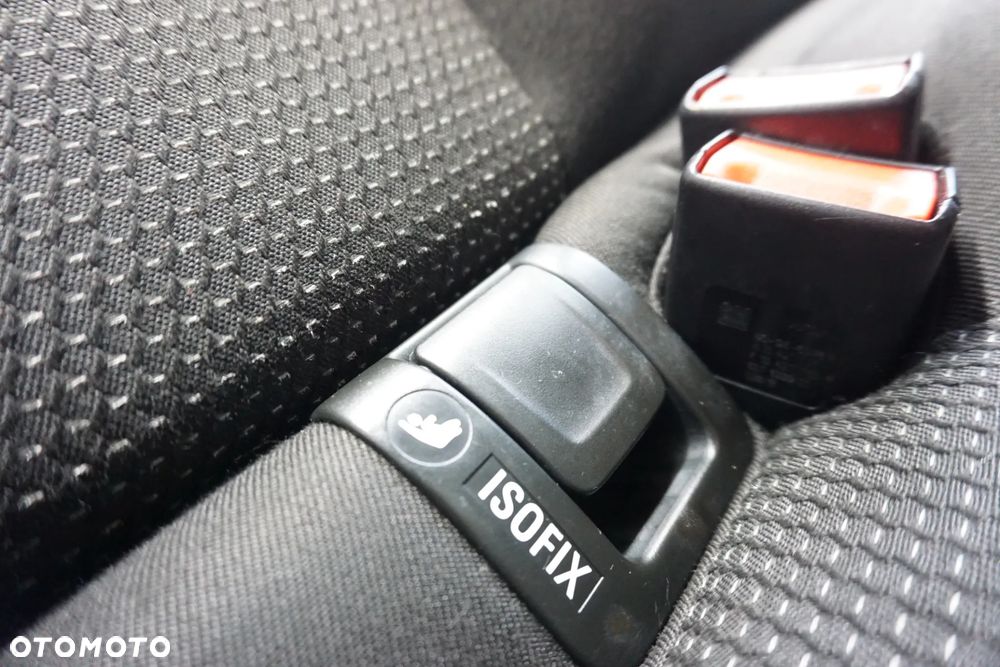 Opel Corsa 1.4 Cosmo - 24