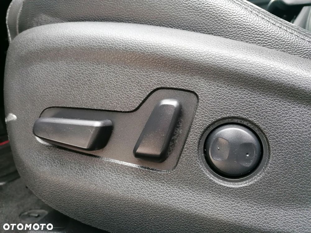 Hyundai Tucson 2.0 CRDI 4WD Premium - 28