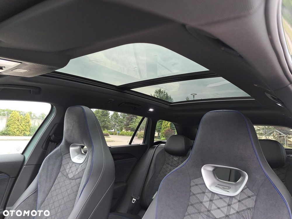 Volkswagen Passat 2.0 TSI 4Mot R-Line Plus DSG - 35