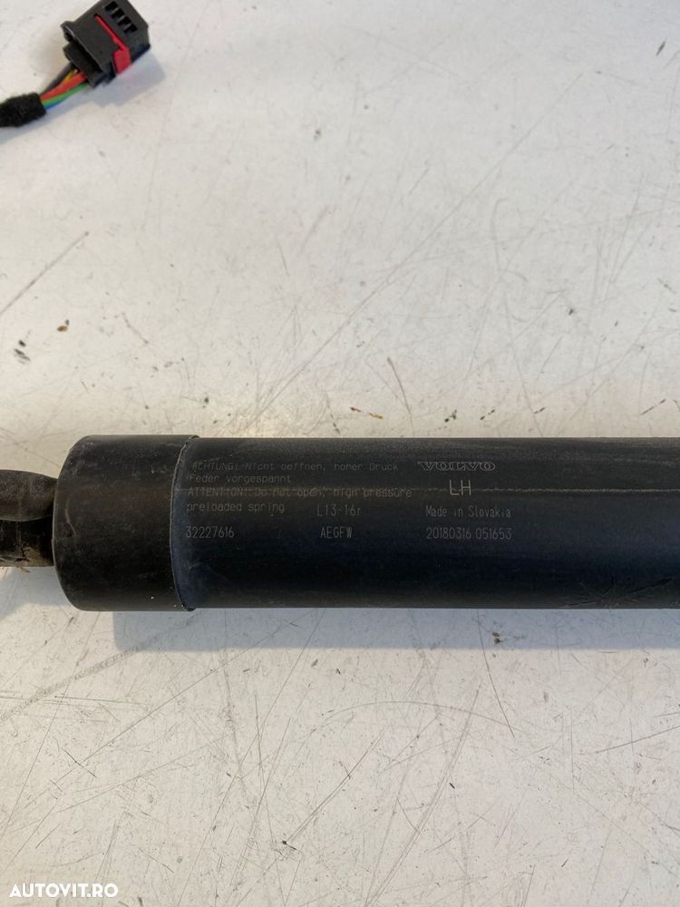 Amortizor haion electric stanga VOLVO XC40 2018 32227616 32399277 - 3