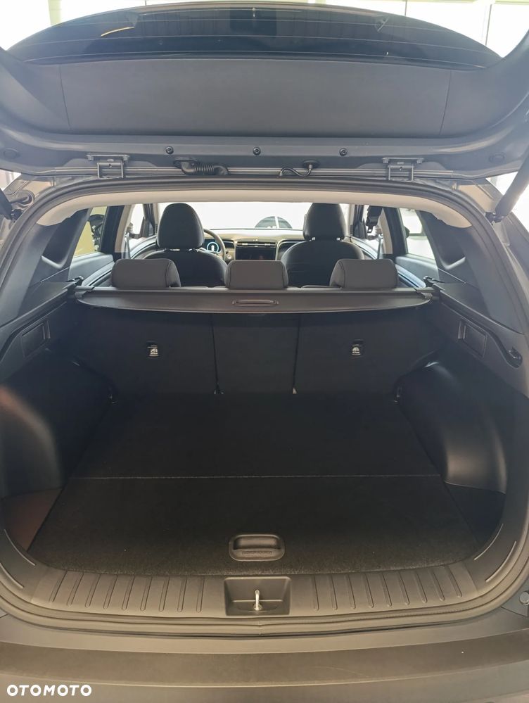 Hyundai Tucson 1.6 T-GDi HEV Executive 2WD - 20