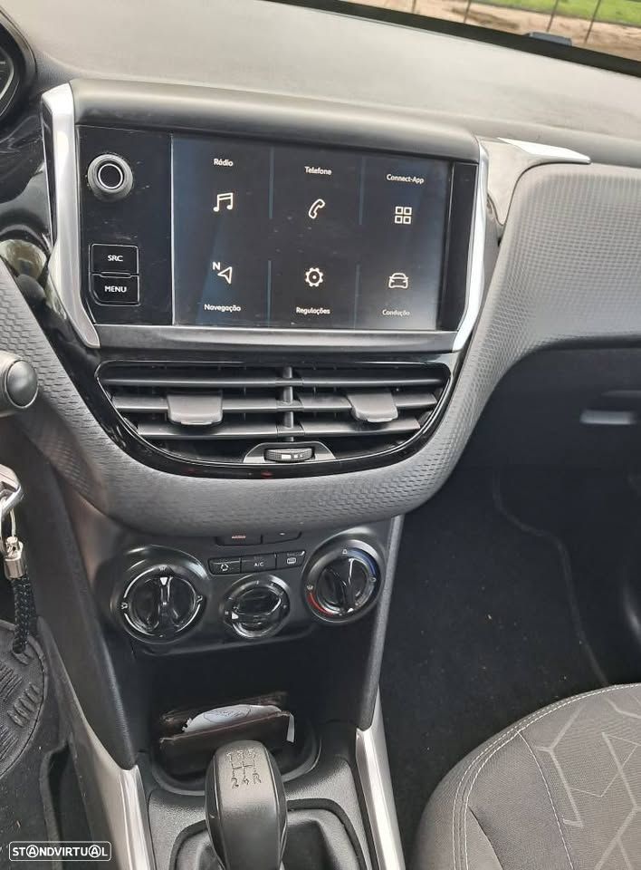 Peugeot 2008 PureTech 82 Active - 5