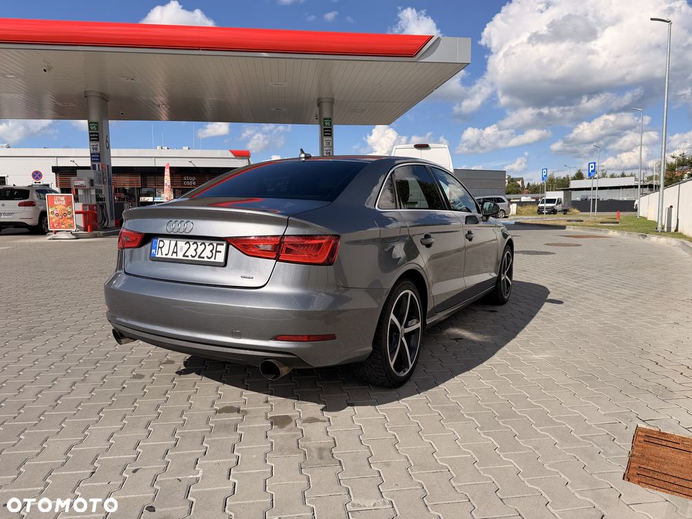 Audi A3 Sportback - 5