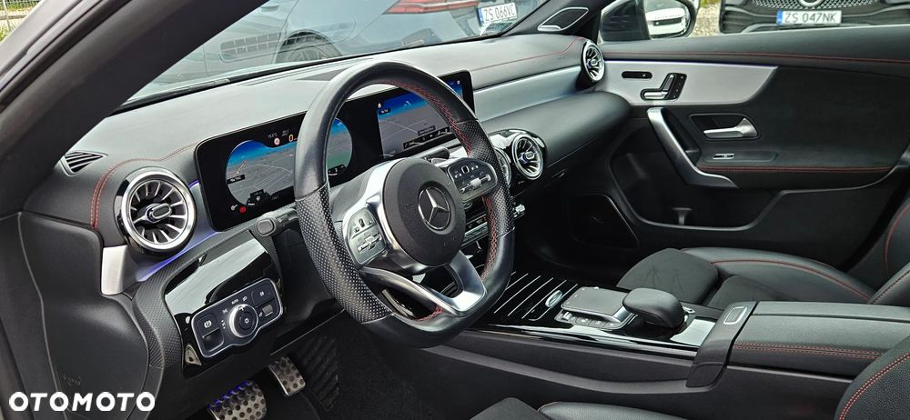 Mercedes-Benz CLA 250 AMG Line 7G-DCT - 22