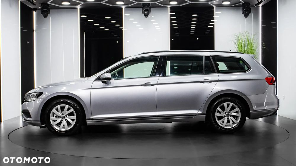 Volkswagen Passat Variant 1.5 TSI EVO Essence - 4
