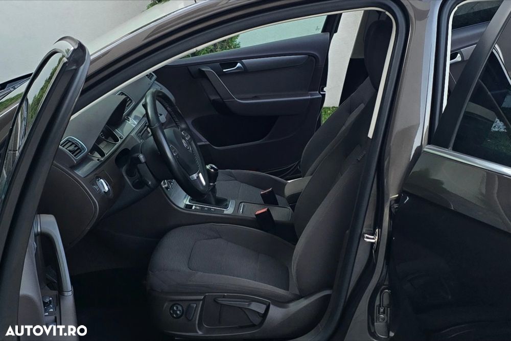 Volkswagen Passat 2.0 TDI BlueMotion Technology Business Edition - 14
