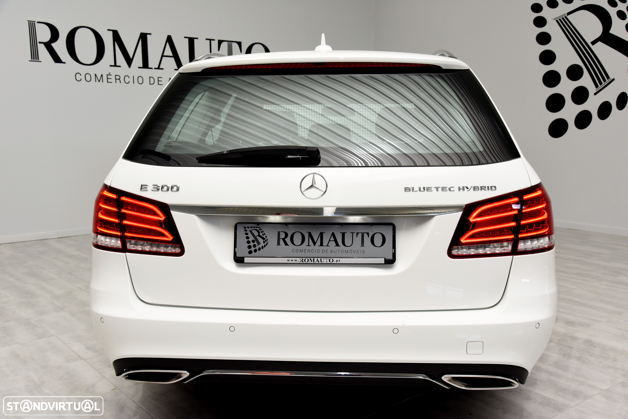 Mercedes-Benz E 300 Bluetec Hybrid Avantgarde - 7