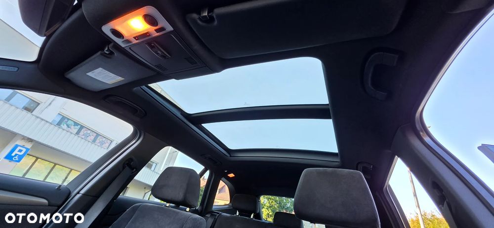 BMW X1 sDrive20d - 32