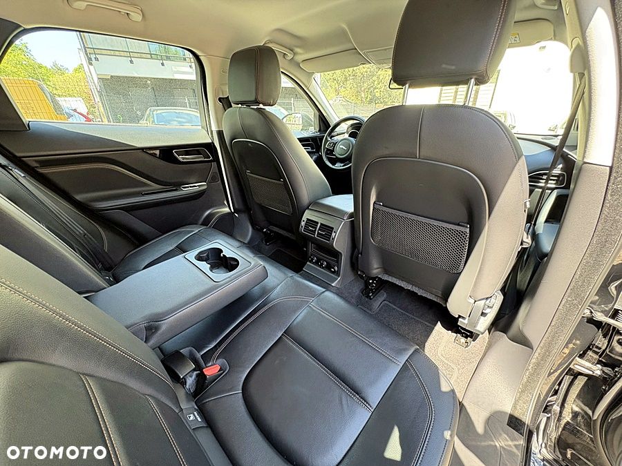 Jaguar F-Pace 20d AWD Prestige - 23
