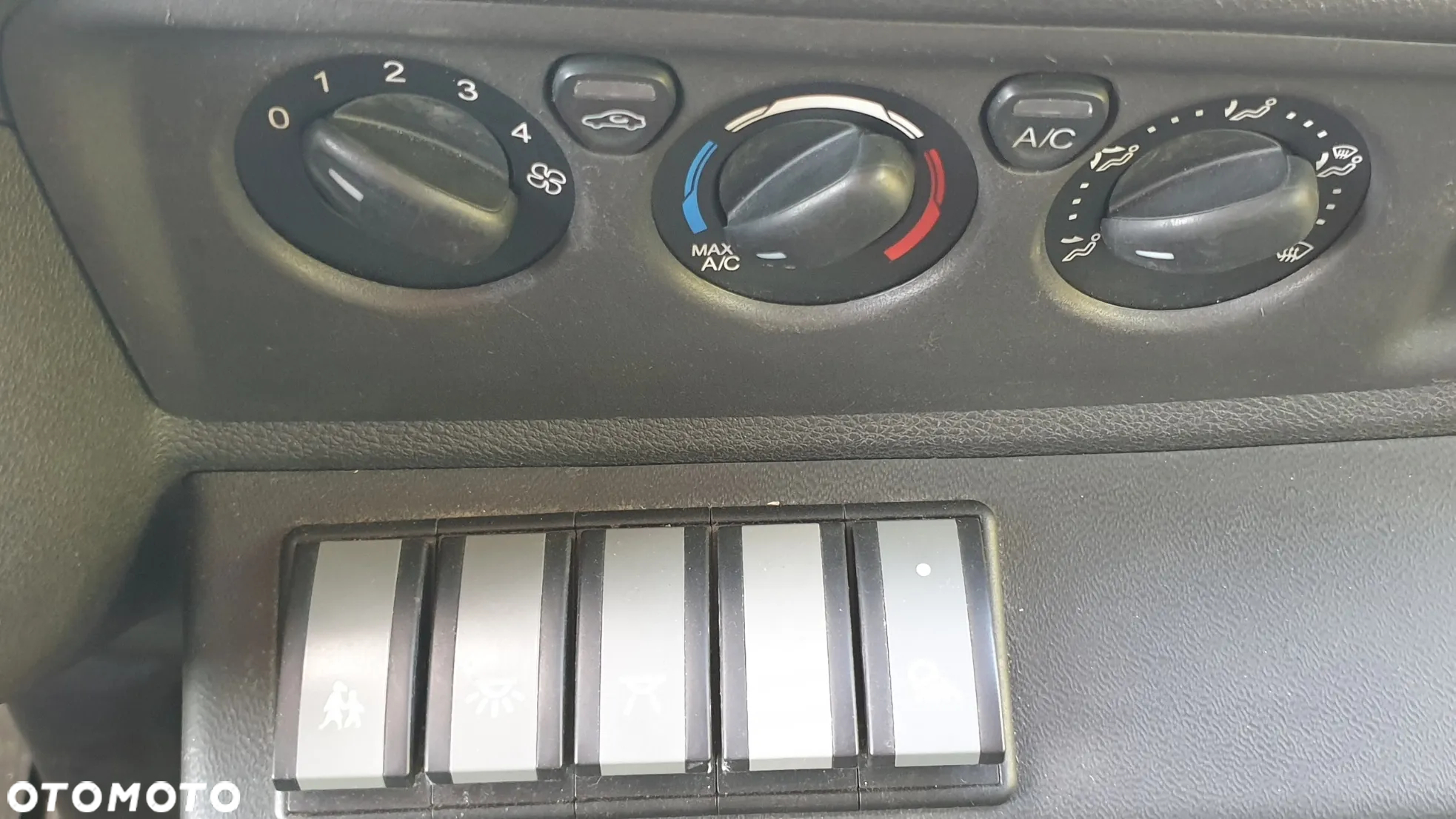 Ford Transit 350 L2 EcoBlue Edition - 16