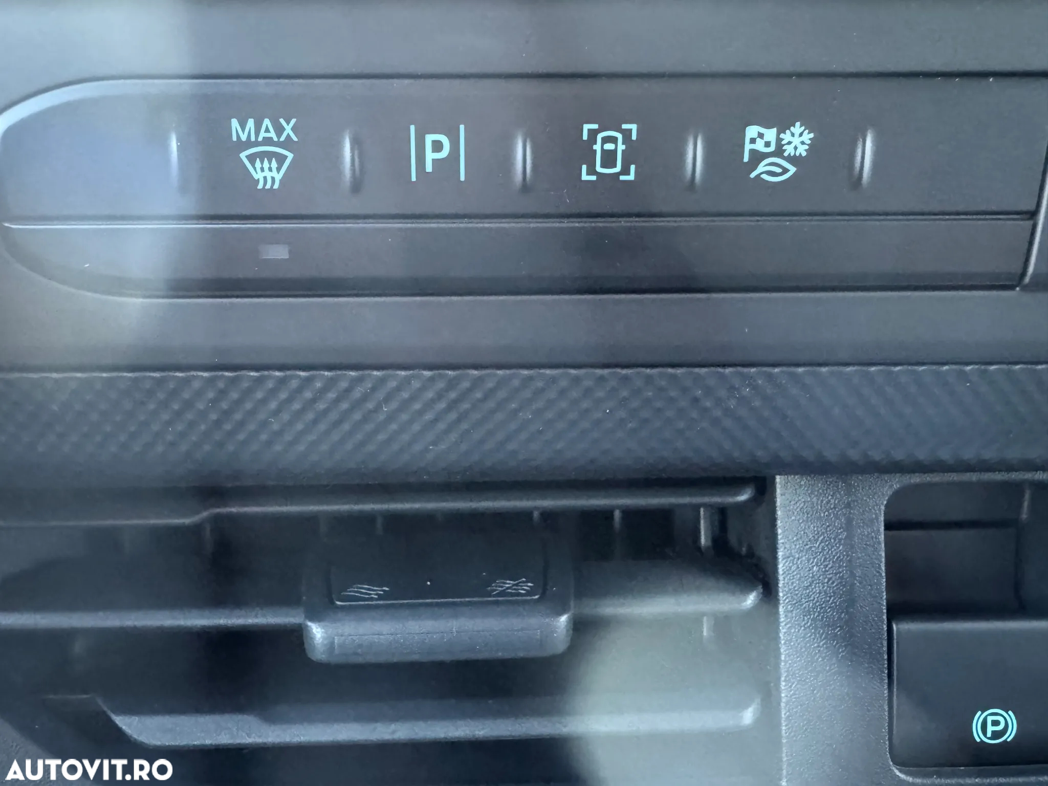 Ford Ford Transit Custom DCIV 320L - 17