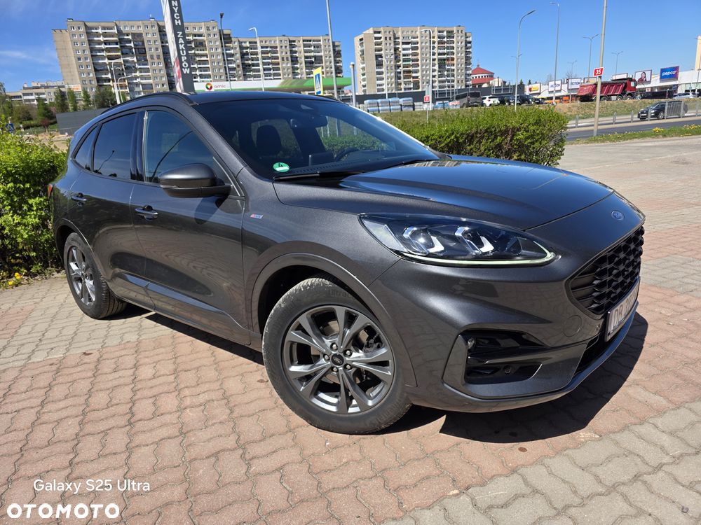 Ford Kuga 1.5 EcoBoost ST-LINE - 3