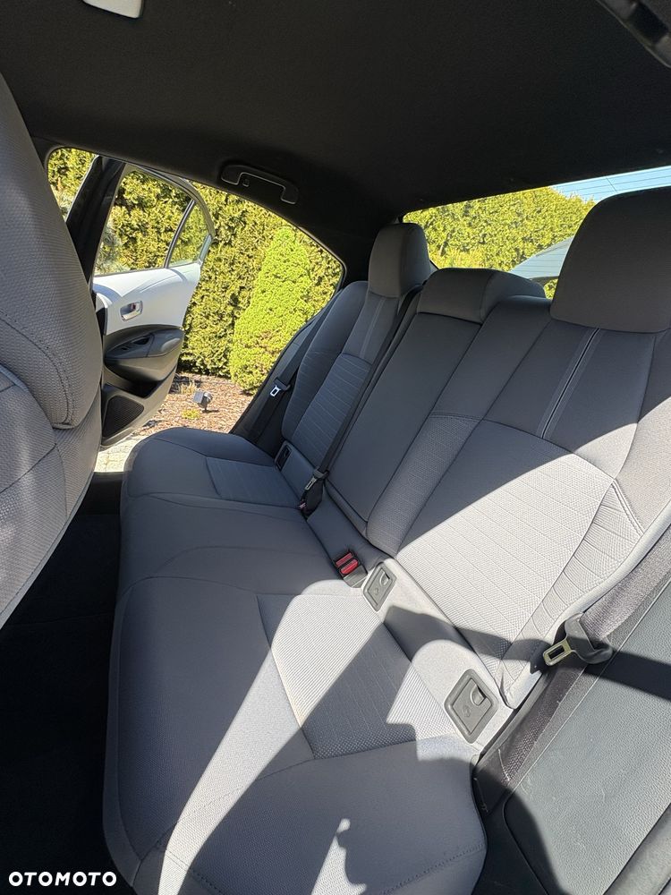 Toyota Corolla - 8
