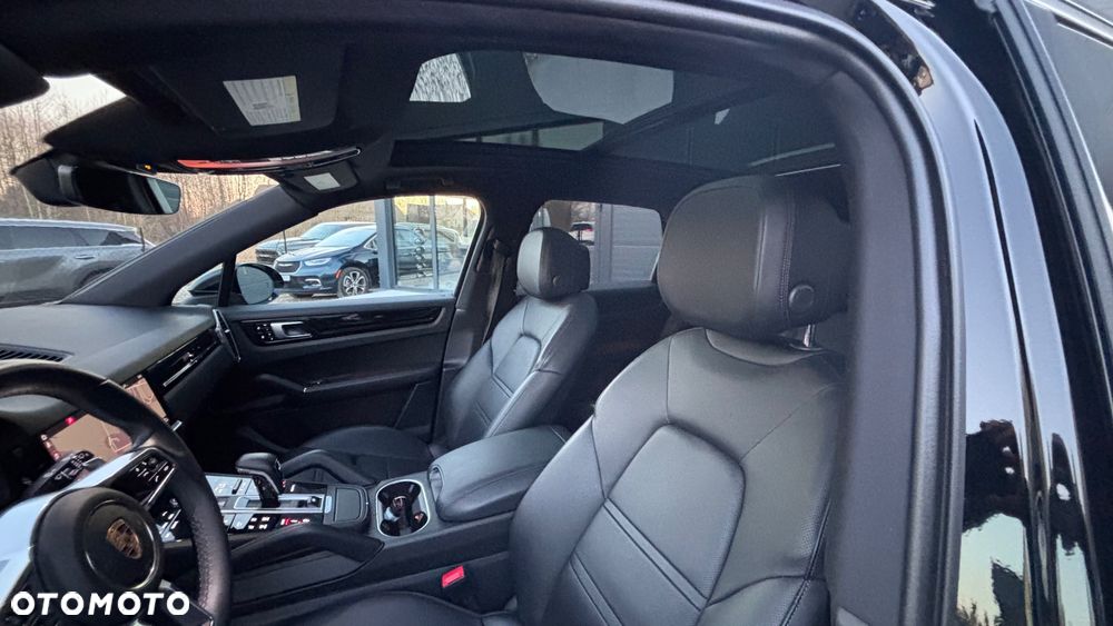 Porsche Cayenne S Platinum Edition - 18