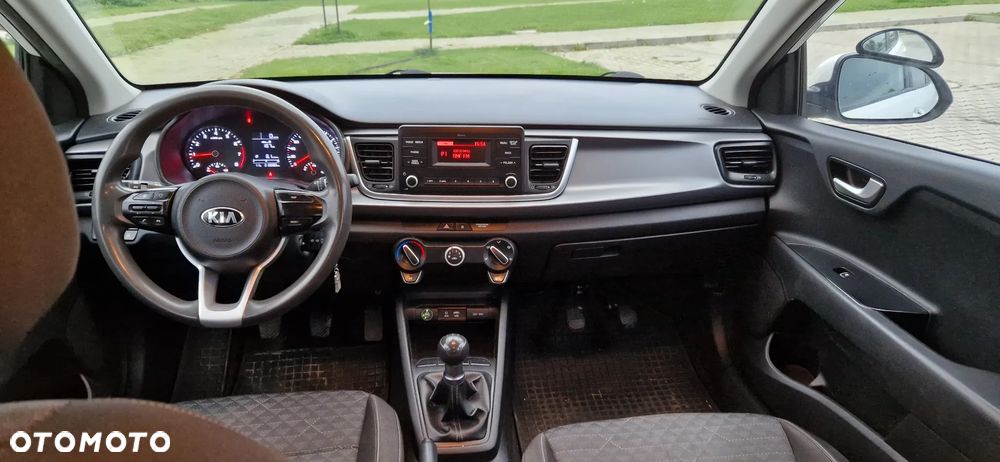 Kia Rio 1.2 M - 10
