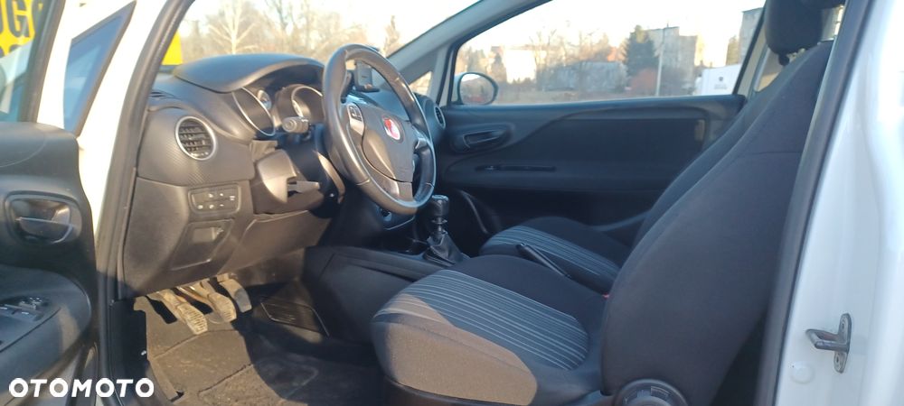 Fiat Punto - 8