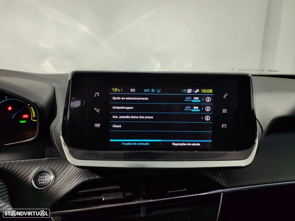 Peugeot e-2008 50 kWh Active Pack - 26