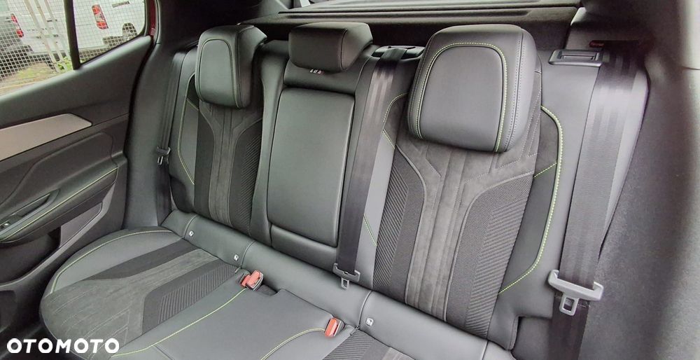 Peugeot 408 1.2 PureTech mHEV GT S&S e-DCS6 - 23