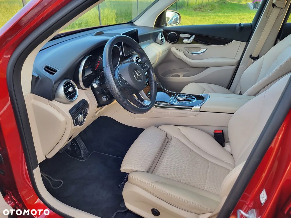 Mercedes-Benz GLC - 8