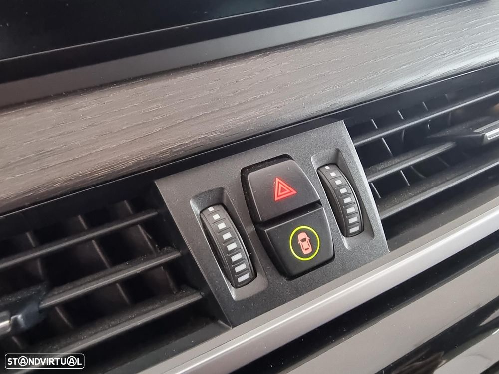 BMW X1 25 e xDrive xLine - 36