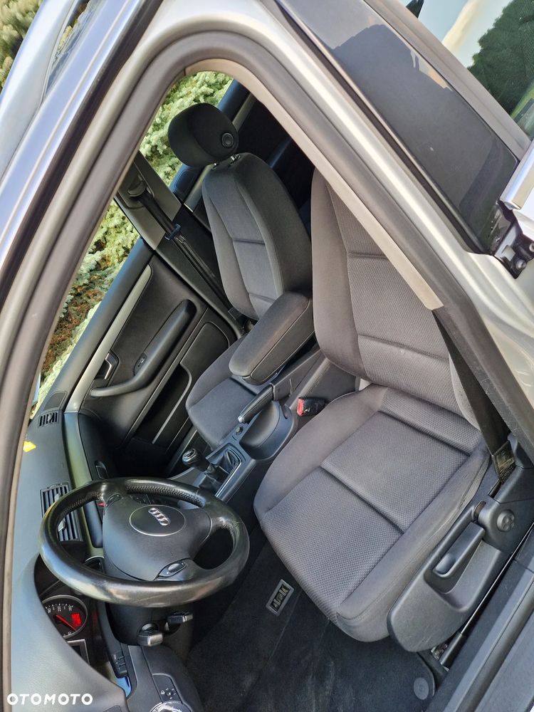 Audi A4 Avant 1.9 TDI - 24