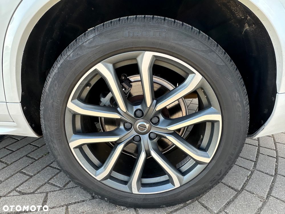 Volvo XC 90 T6 AWD Geartronic Momentum - 10