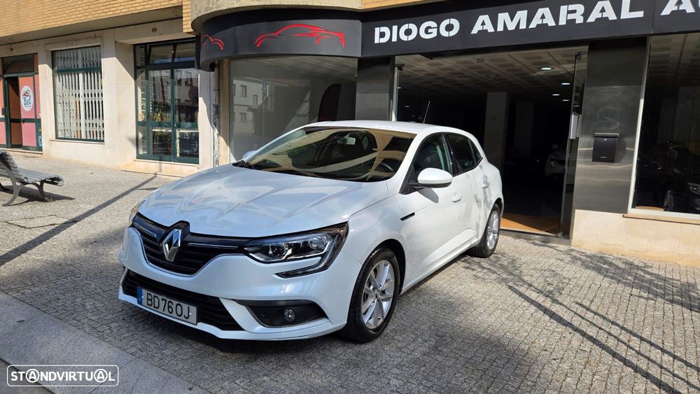 Renault Mégane BLUE dCi 115 LIMITED - 1