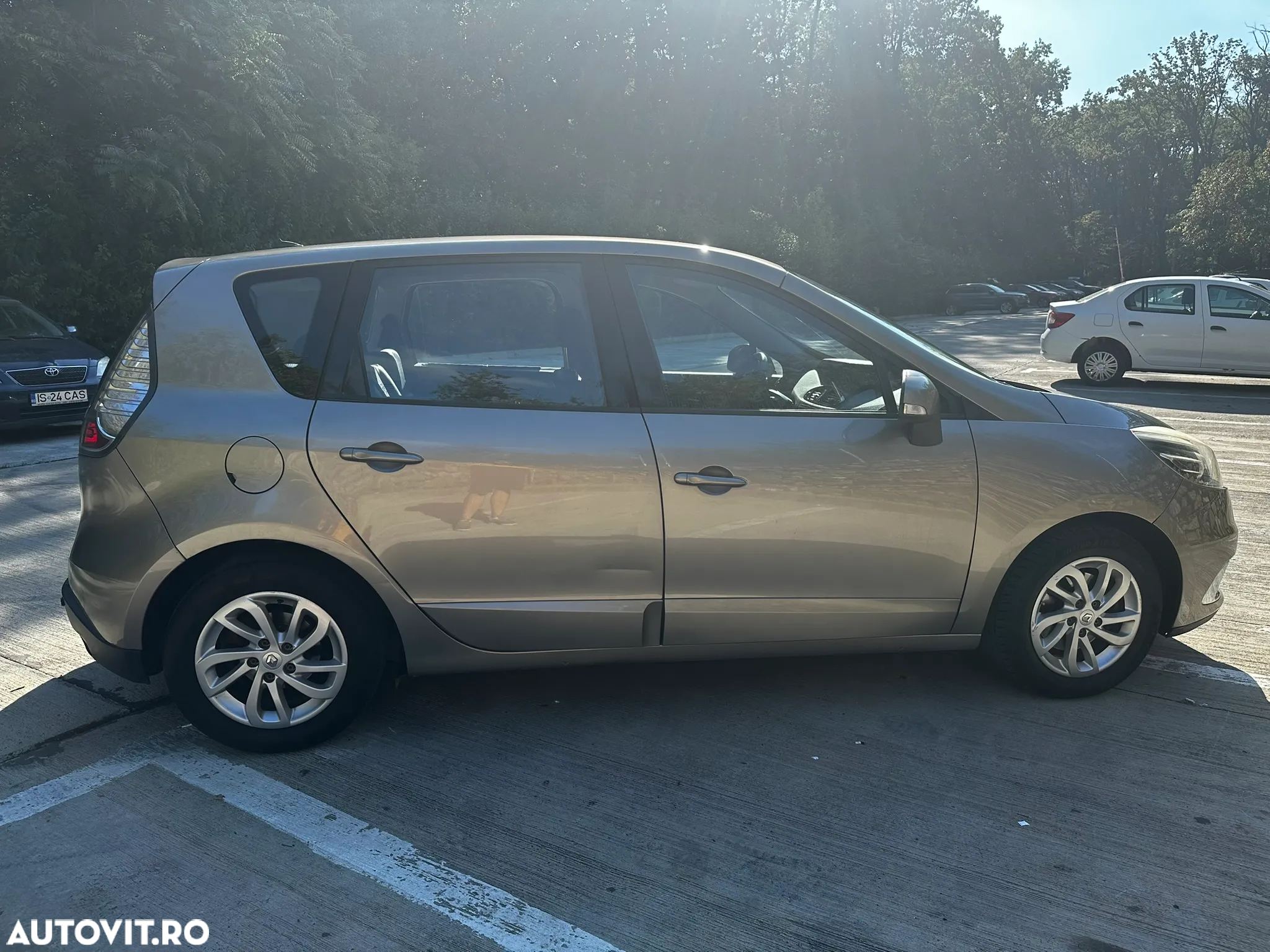 Renault Scenic - 7