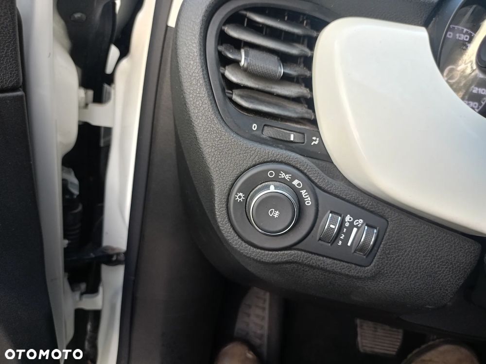 Fiat 500X 1.3 FireFly Turbo DCT 4x2 S&S Dolcevita Launch Edition - 29