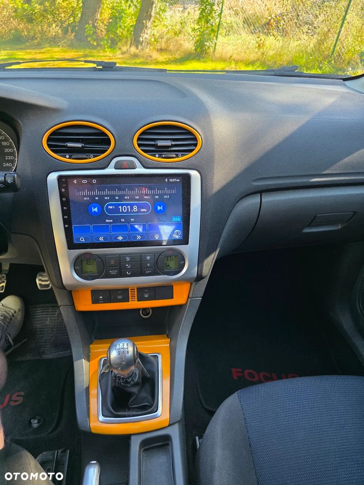 Ford Focus 2.0 TDCi Sport - 13