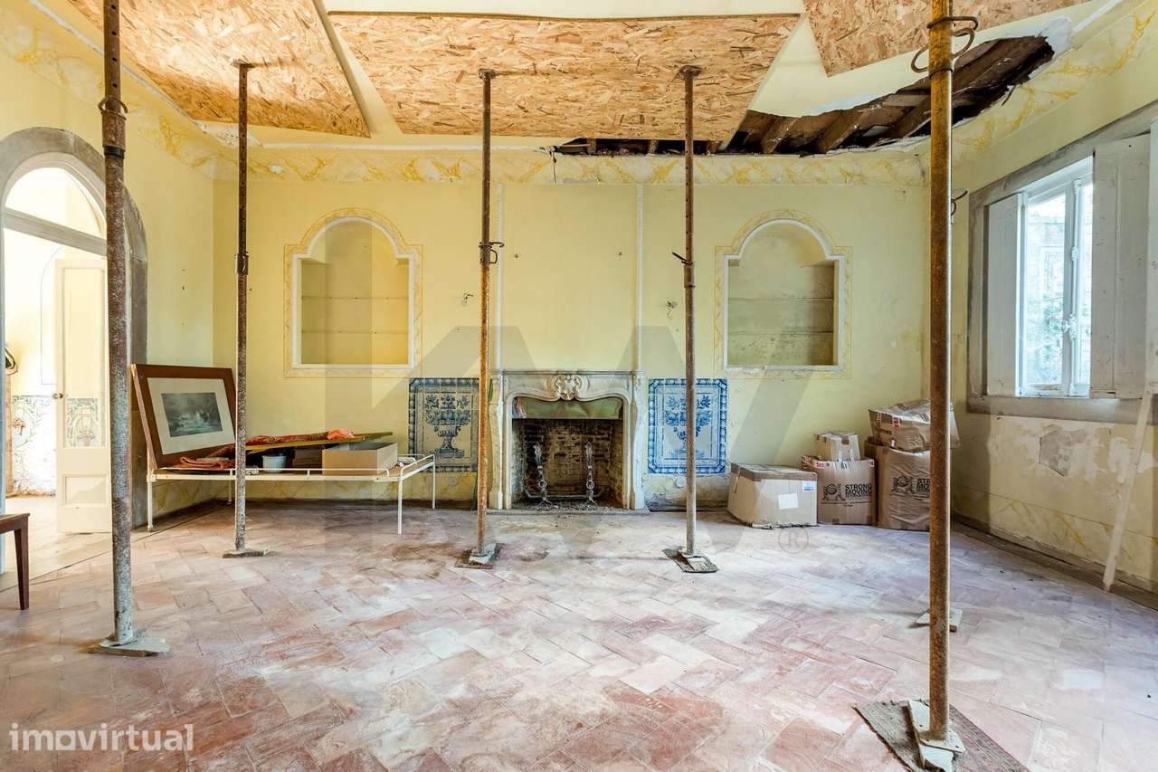 Moradia com jardim no centro de São Pedro de Sintra - Grande imagem: 5/30