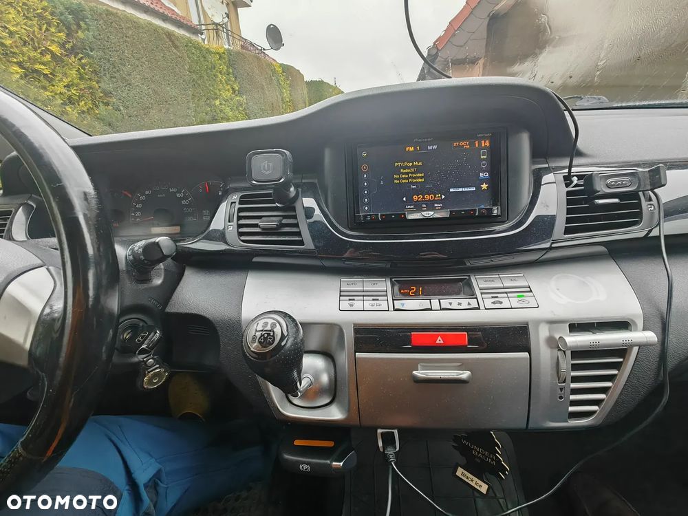 Honda FR-V 1.7 Comfort - 4