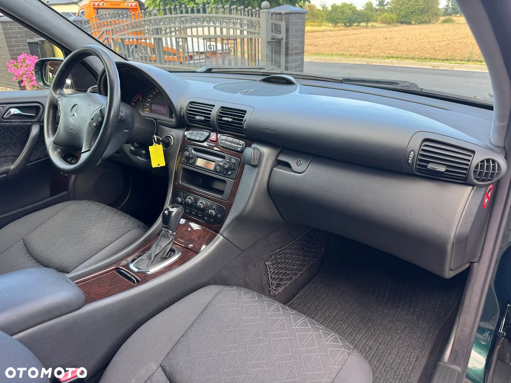 Mercedes-Benz Klasa C 200 CDI Automatik Elegance - 15